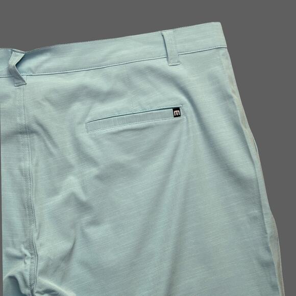Travis Mathew SwitchBacks Short Blue Petit Four Size 42 NWT 1MW200 - Picture 8 of 9